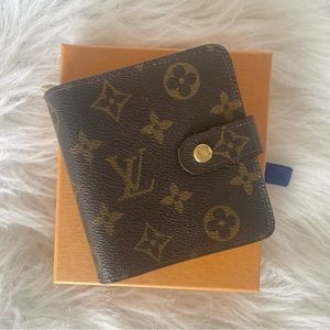 Authentic monogram compact zip fold Louis Vuitton wallet